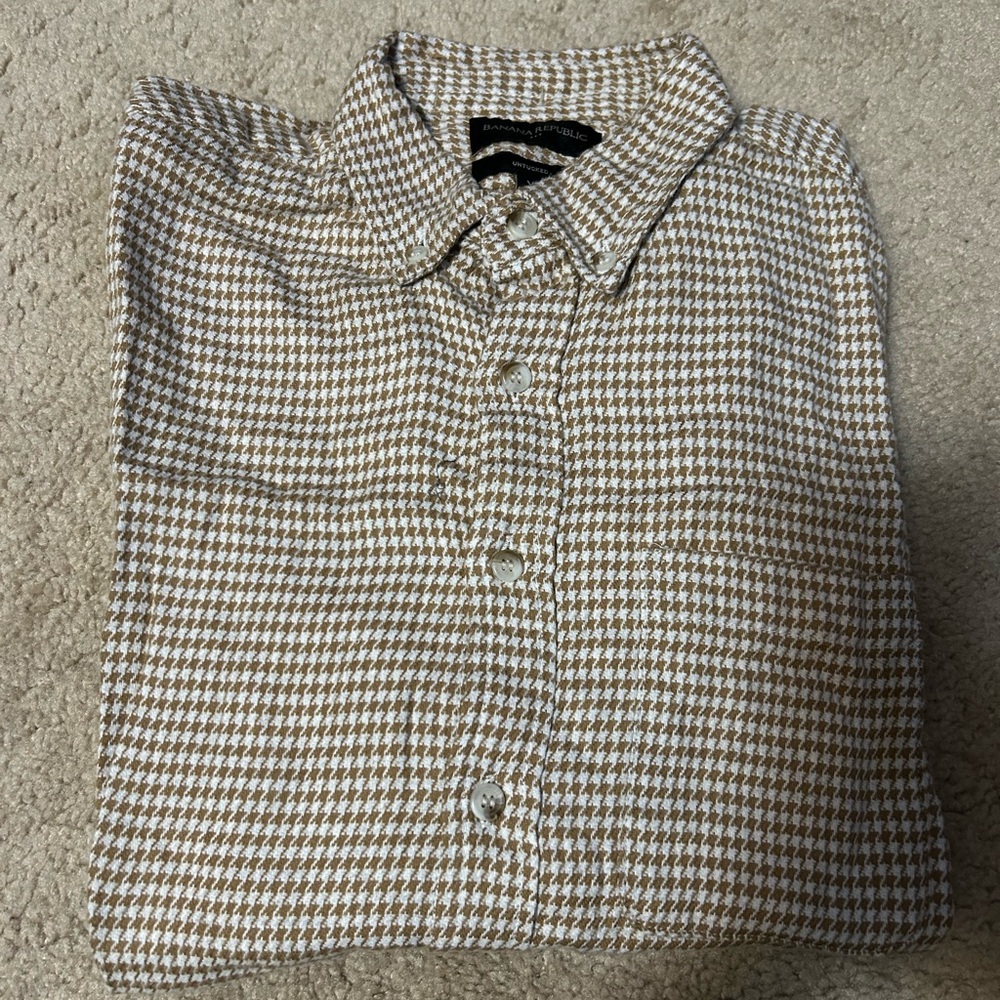 Banana Republic Factory lightweight flannel shirt (x-small short)
